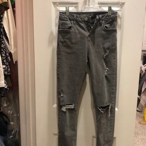 Gray Jaime fit topshop skinny jeans!